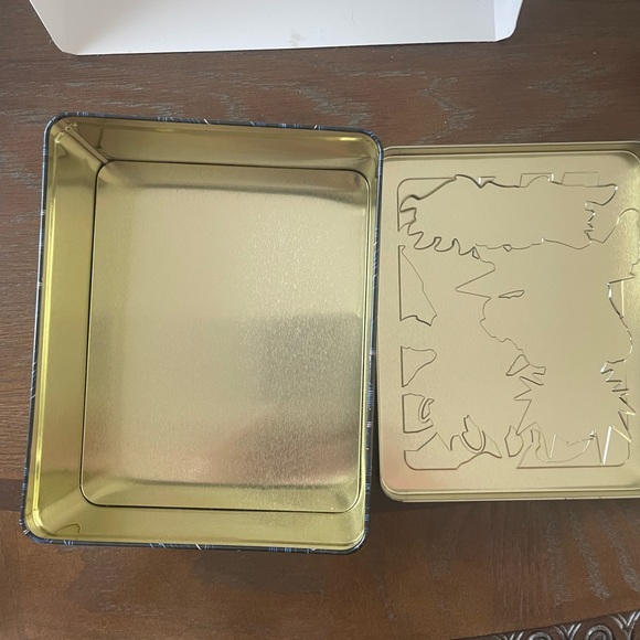 Yu-Gi-Oh tin only… great storage - Picture 3 of 3